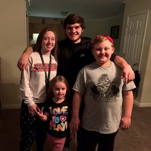 Meet your Posher, Lisa